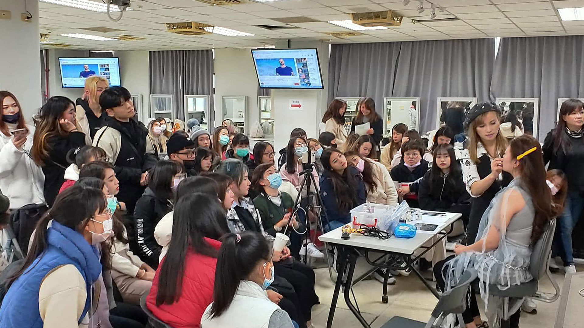 image_carousel_about_06